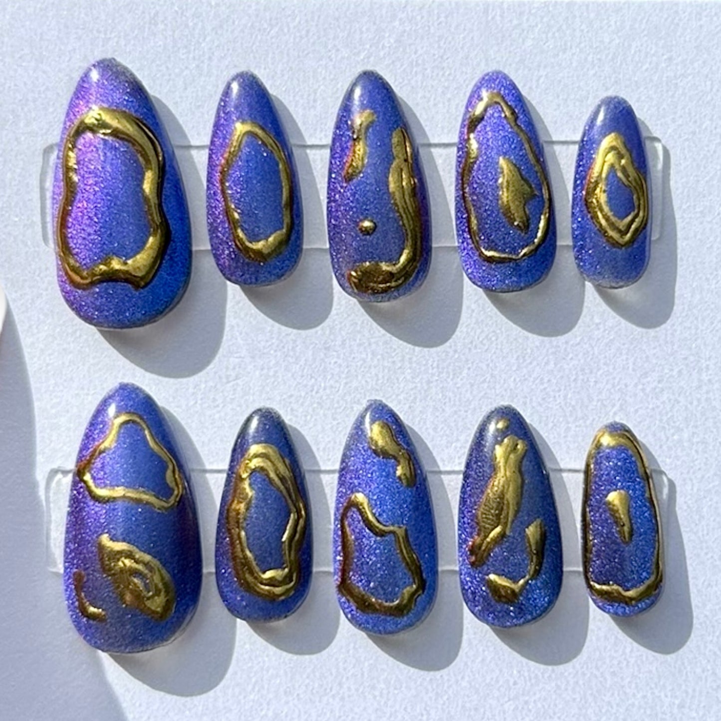 Blue/purple cat eye chrome